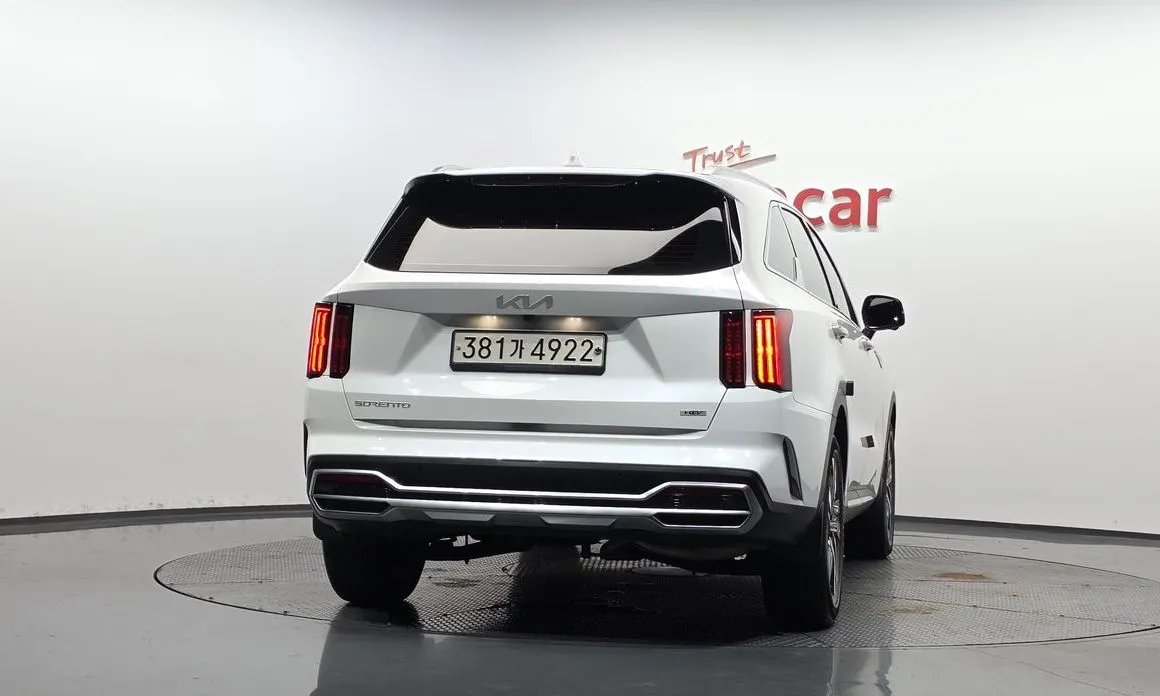 Kia Sorento — фото 9