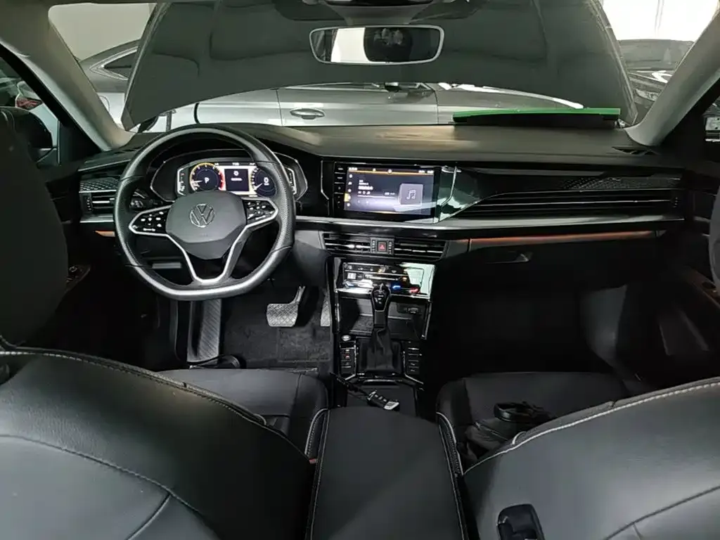 Volkswagen Passat — фото 5