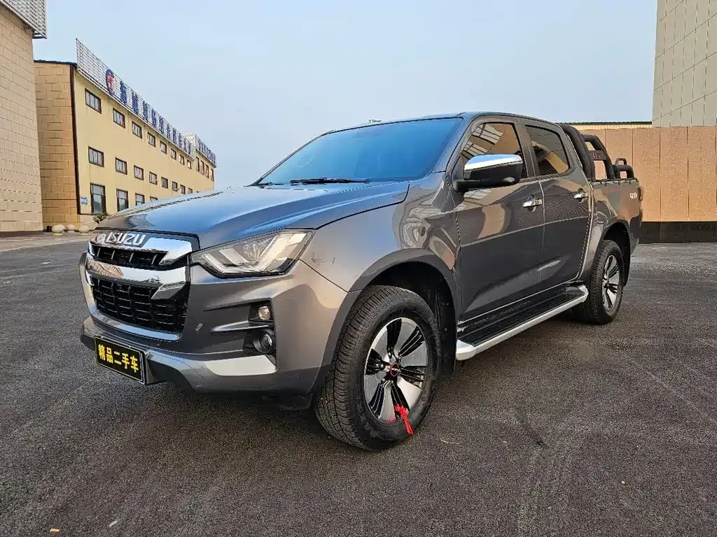 Isuzu D-MAX — фото 1