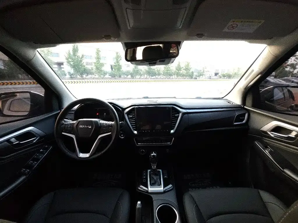 Isuzu D-MAX — фото 3