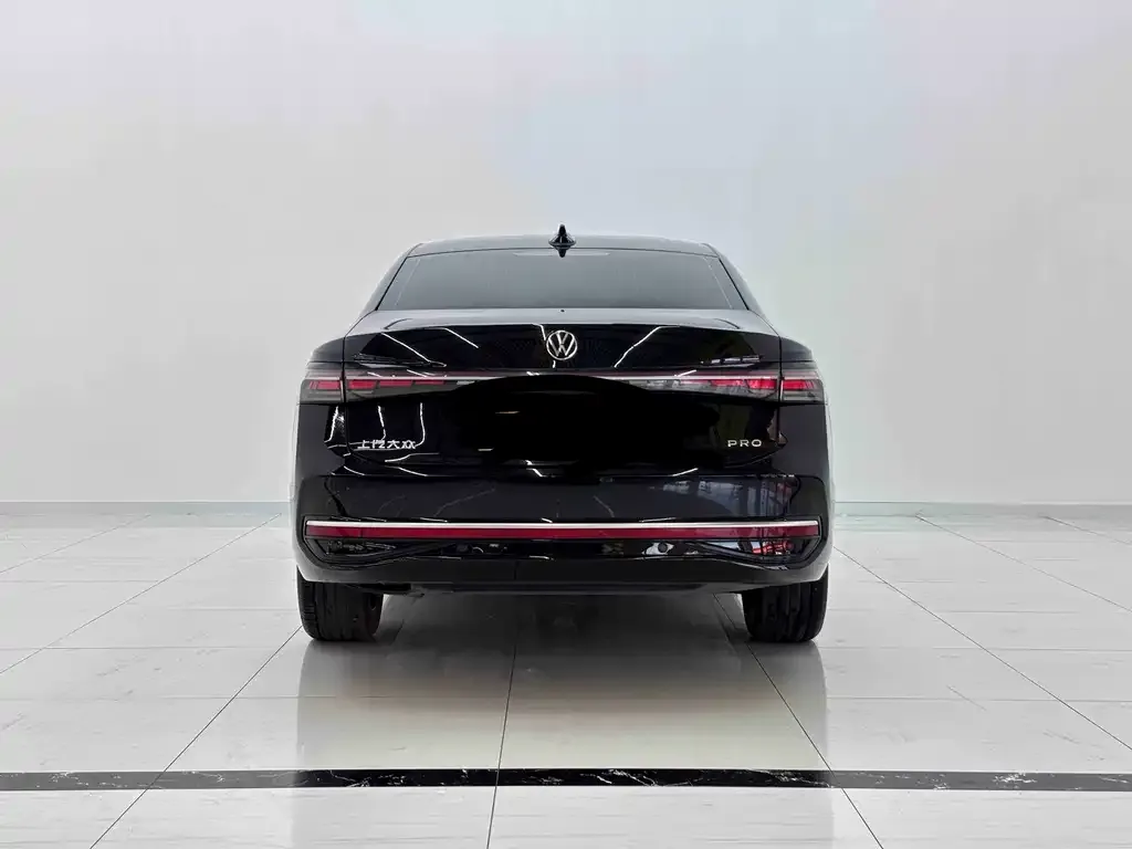 Volkswagen Passat — фото 2