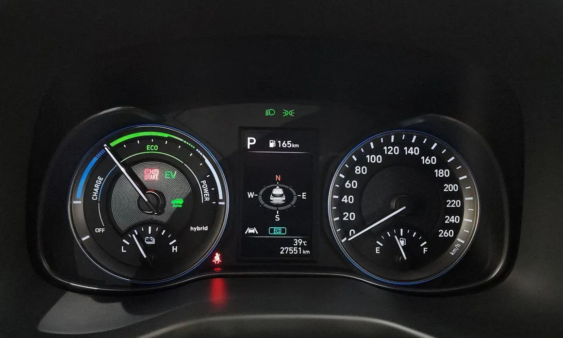 Hyundai Kona — фото 8
