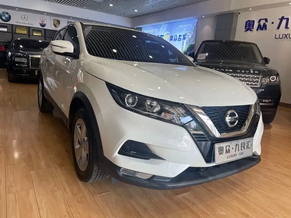 Nissan Qashqai — фото 5