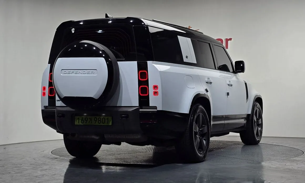 Land Rover Defender — фото 6