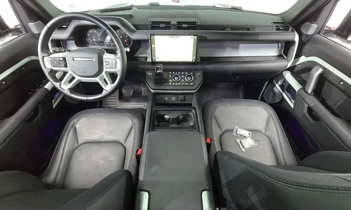 Land Rover Defender — фото 10