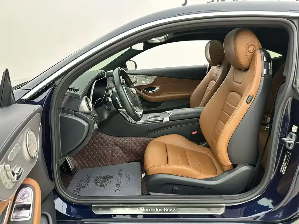 Mercedes-Benz C-Class (Import) — фото 7