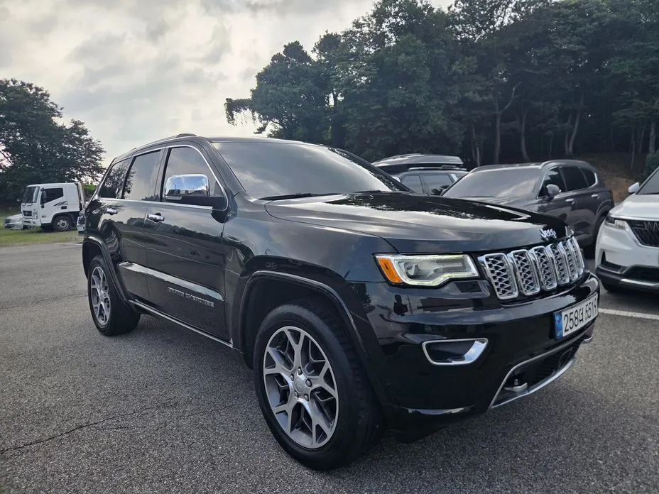 Jeep Cherokee — фото 6