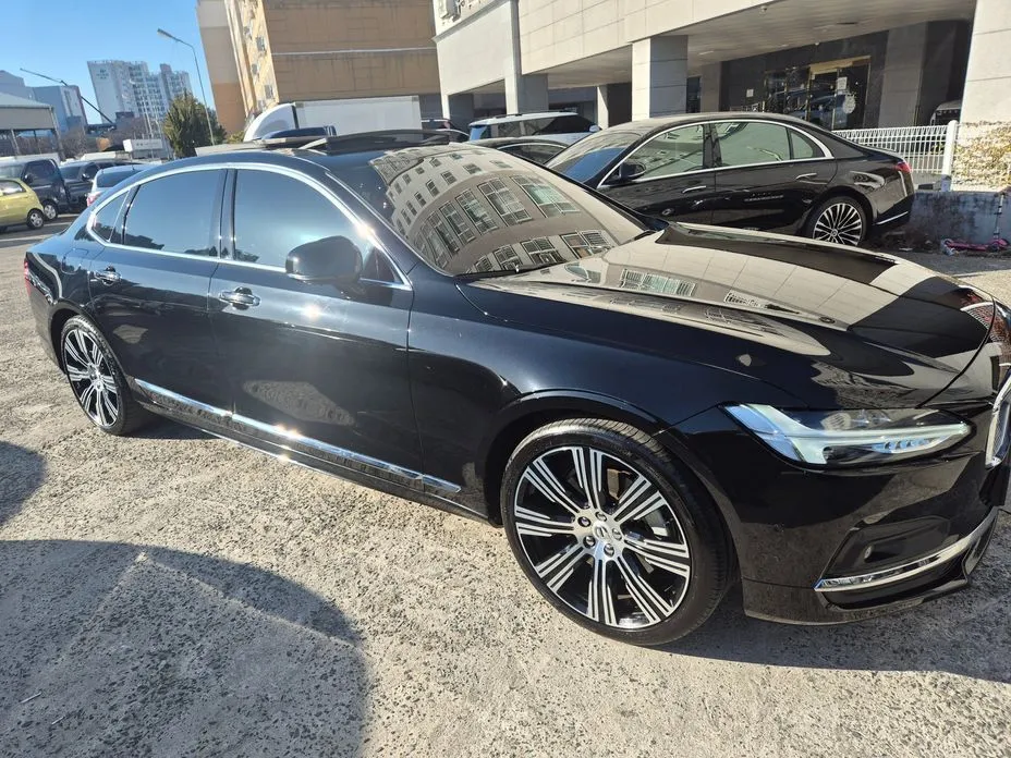 Volvo S90 — фото 8
