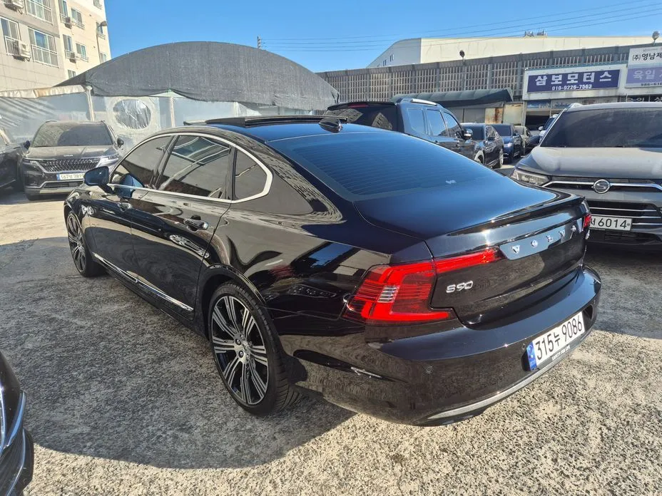 Volvo S90 — фото 5