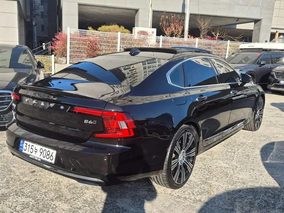 Volvo S90 — фото 10