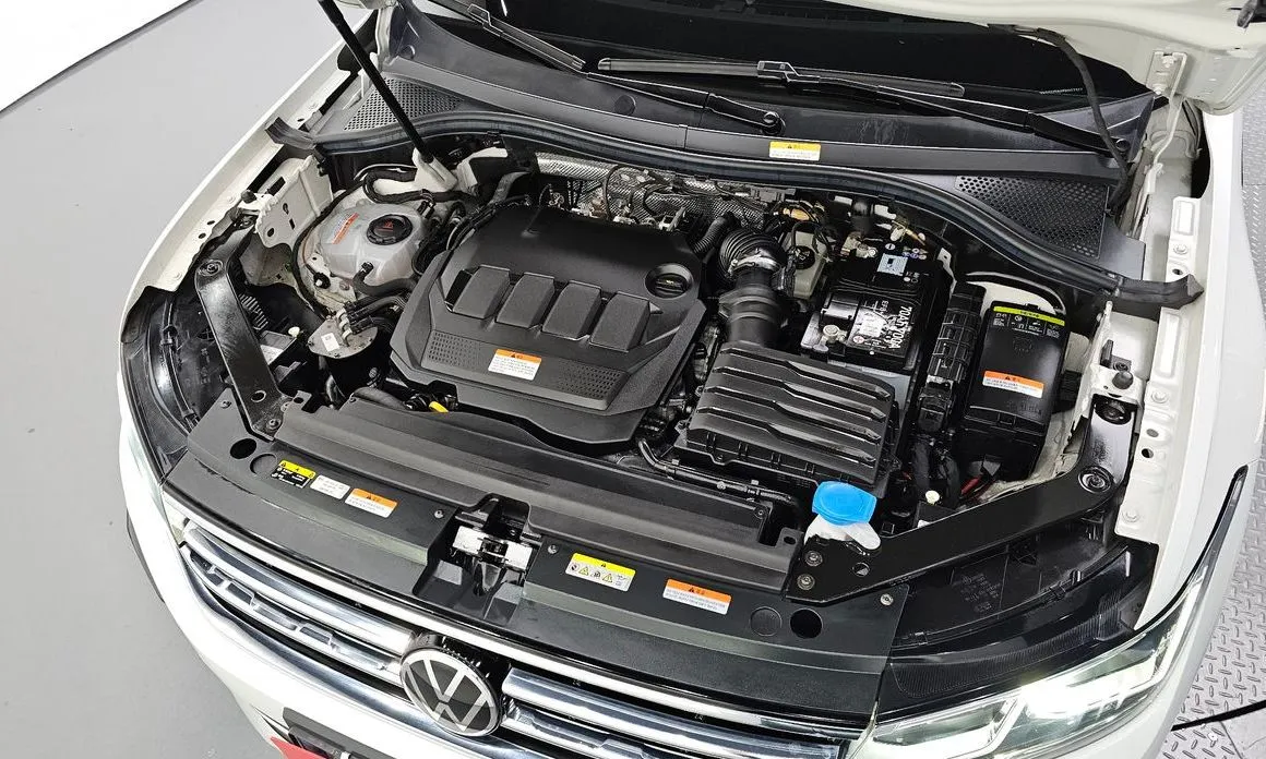 Volkswagen Tiguan — фото 7