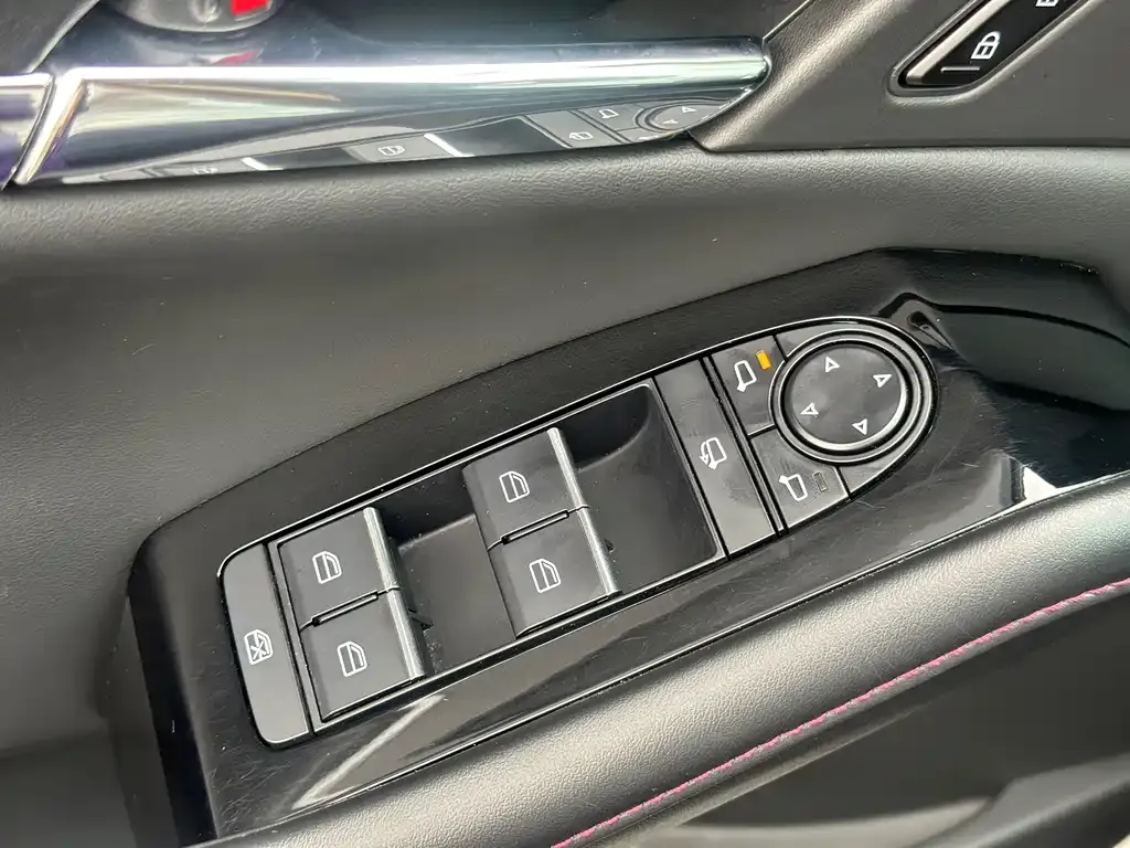 Mazda CX-30 — фото 6