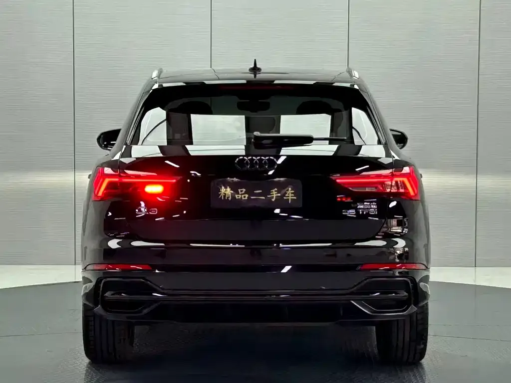 Audi Q3 — фото 2
