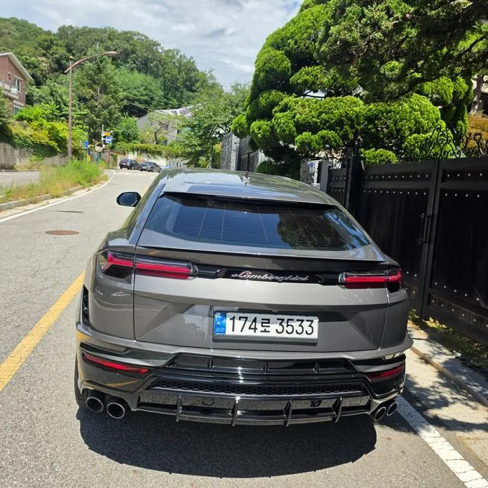Lamborghini Urus — фото 10