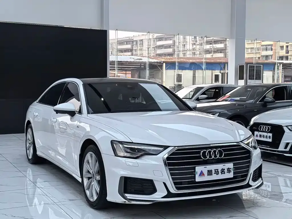 Audi A6L — фото 10