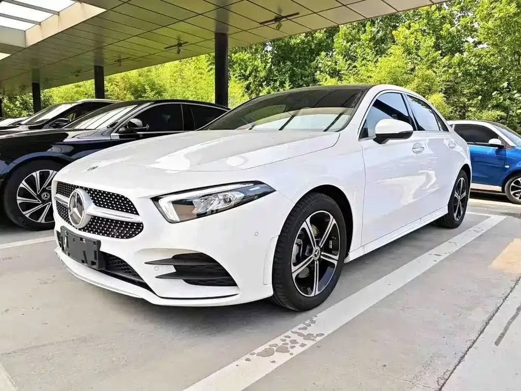 Mercedes-Benz A-Class — фото 1