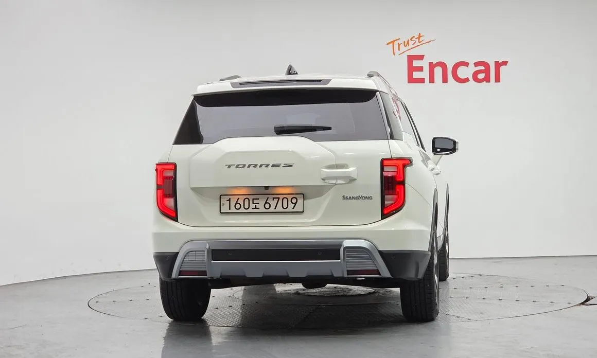 KG Mobility (Ssangyong) Torres — фото 10