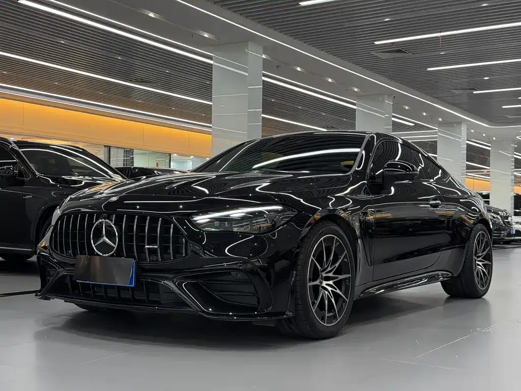 Mercedes-Benz CLE AMG — фото 1