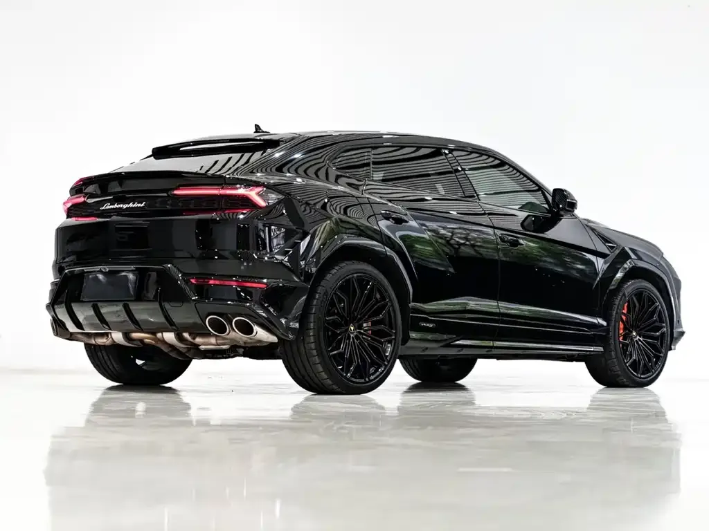 Lamborghini Urus SE — фото 6