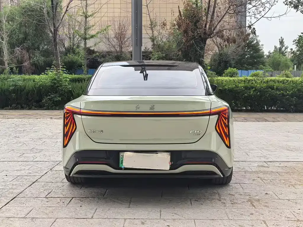 Hongqi EH7 — фото 7