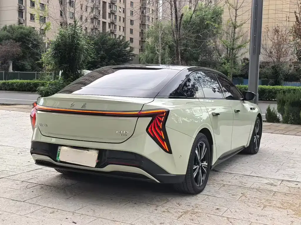 Hongqi EH7 — фото 8