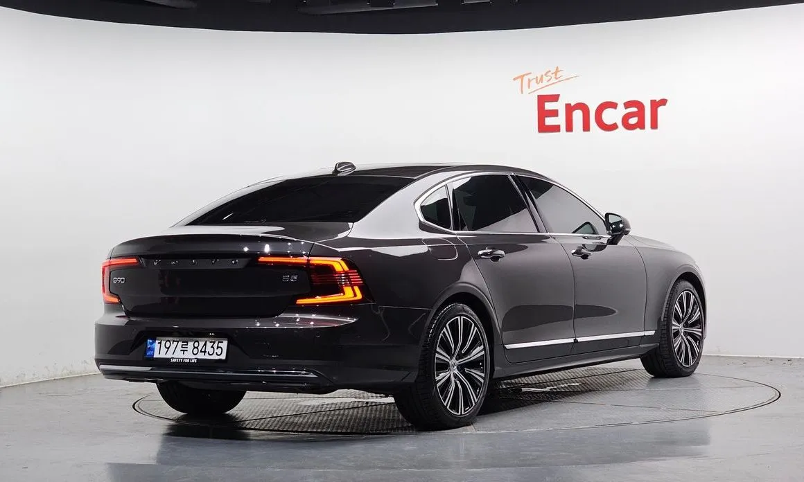 Volvo S90 — фото 4
