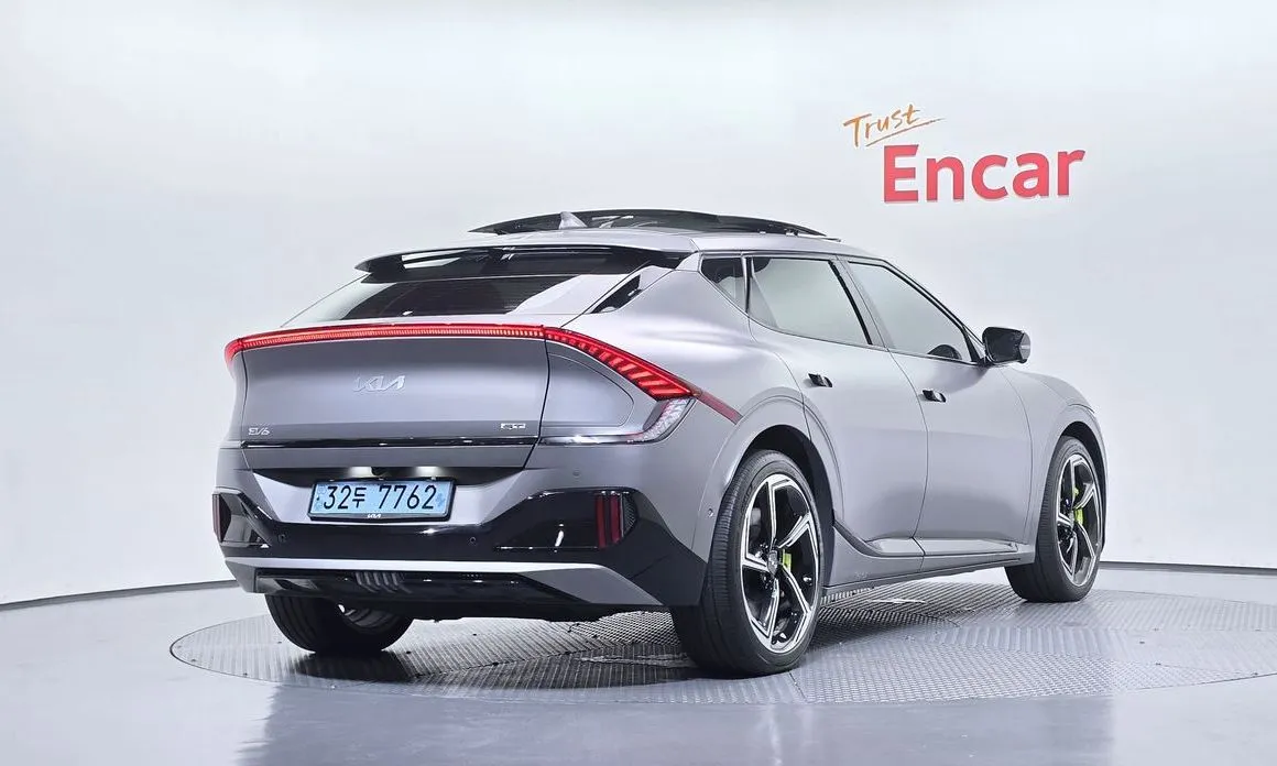 Kia EV6 — фото 5
