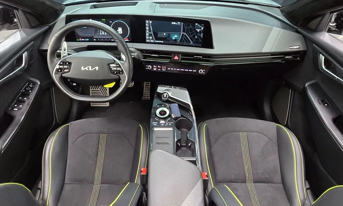 Kia EV6 — фото 9