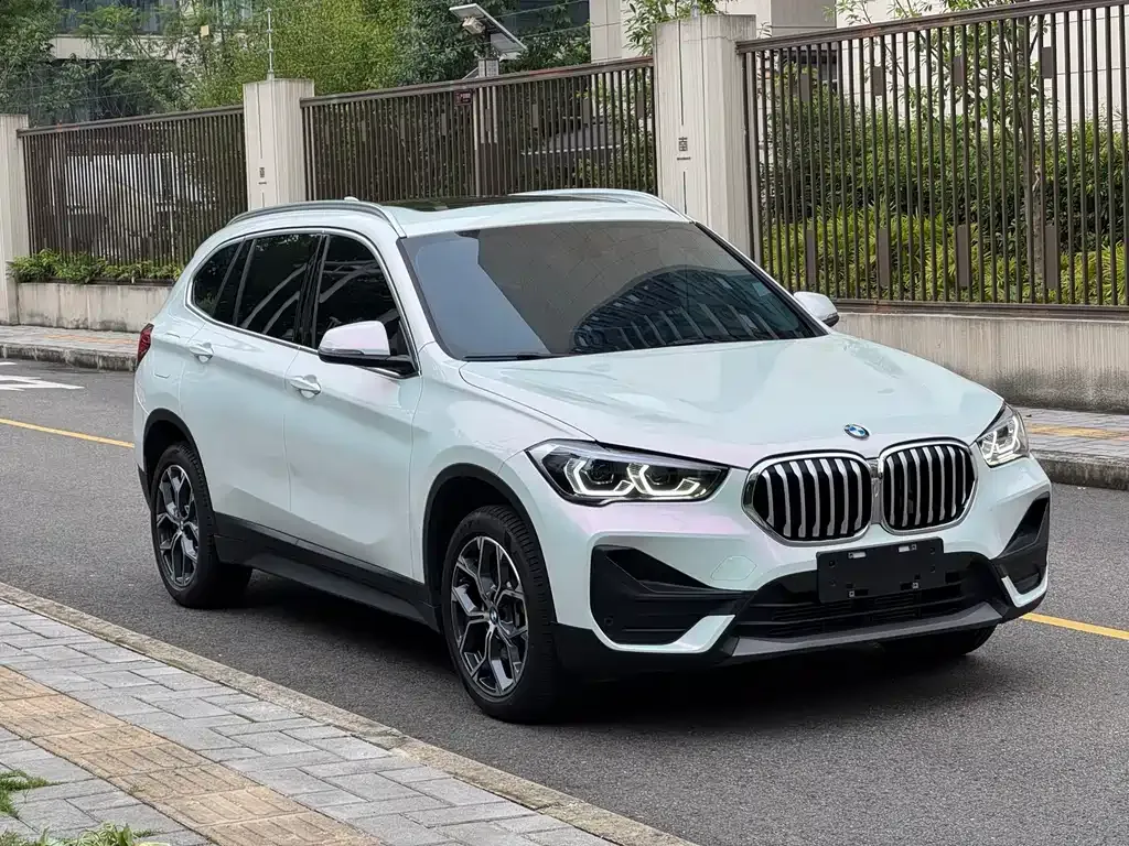 BMW X1 — фото 6