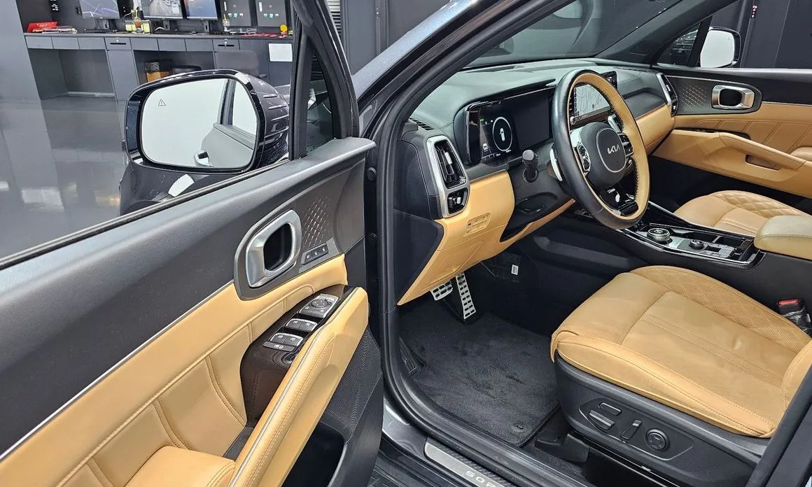 Kia Sorento — фото 10