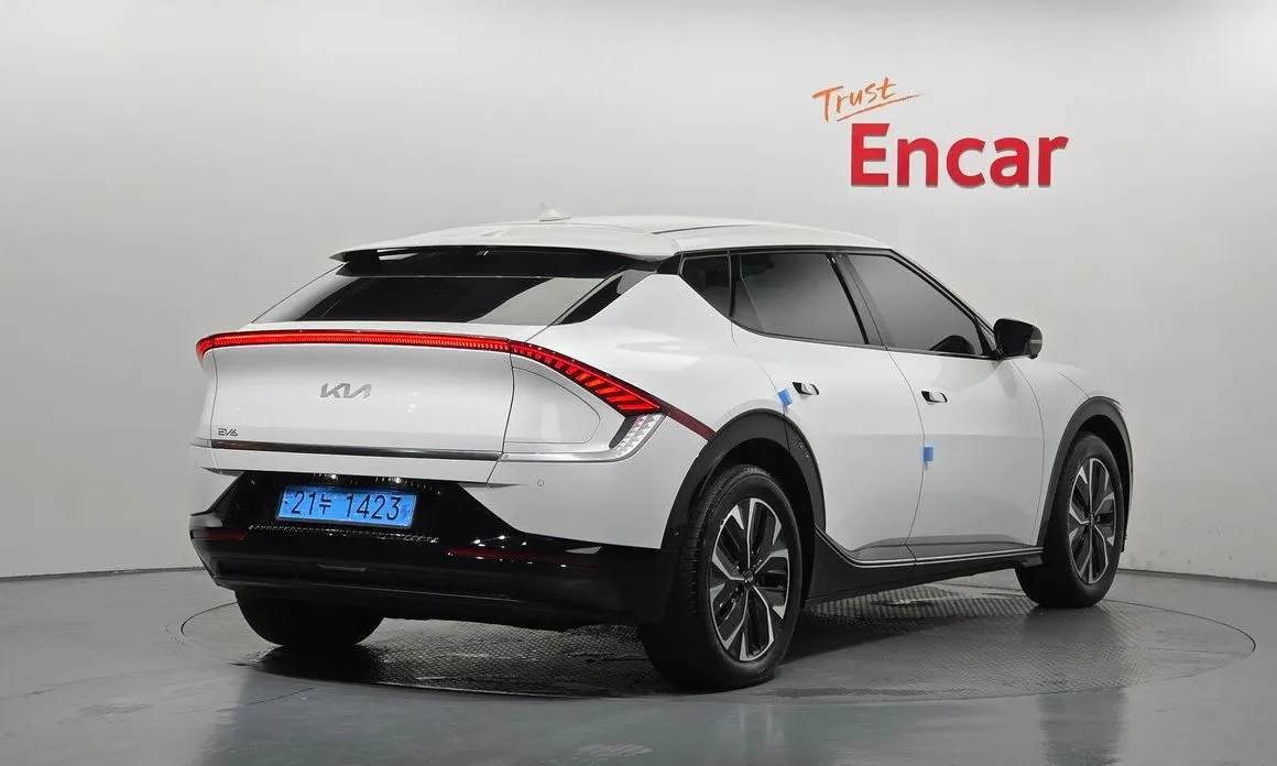 Kia EV6 — фото 6