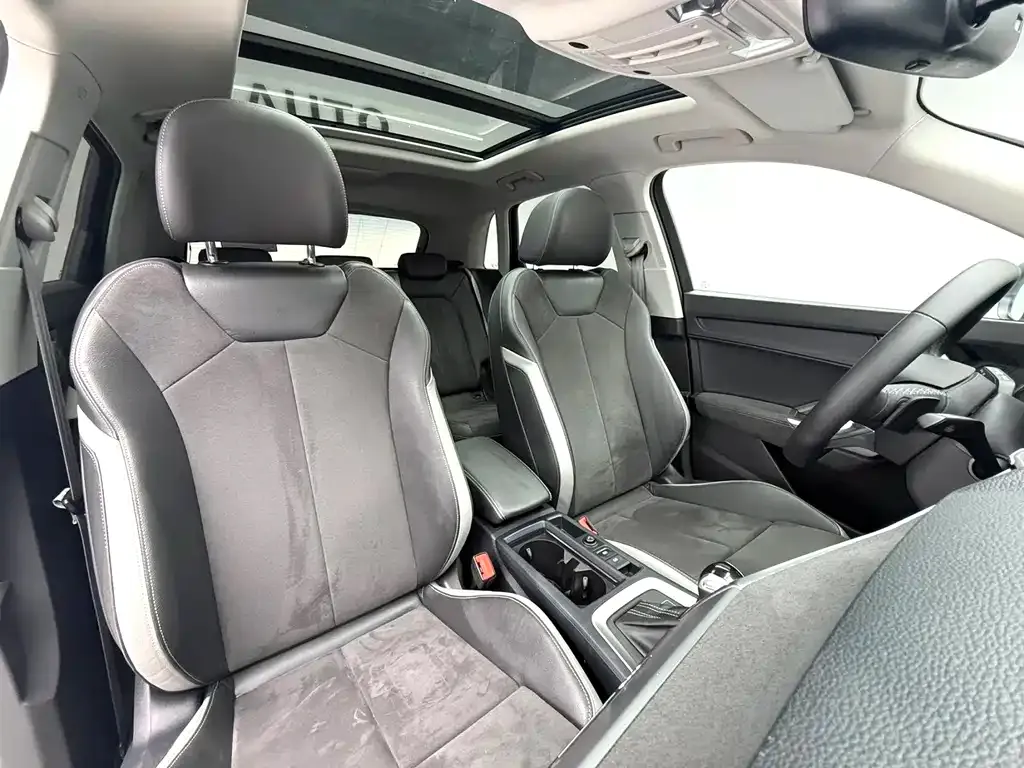Audi Q3 — фото 7