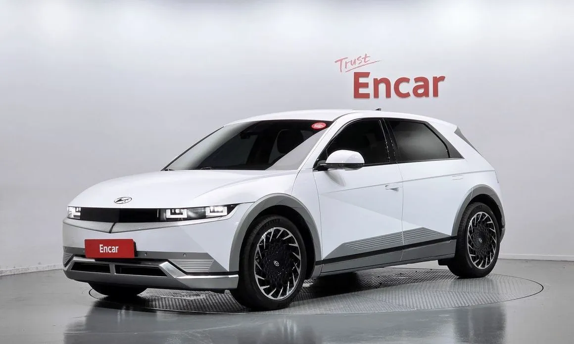 Hyundai Ioniq5 — фото 1