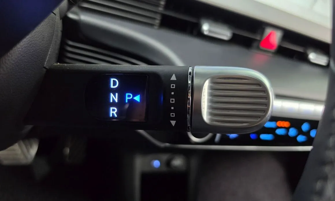 Hyundai Ioniq5 — фото 2