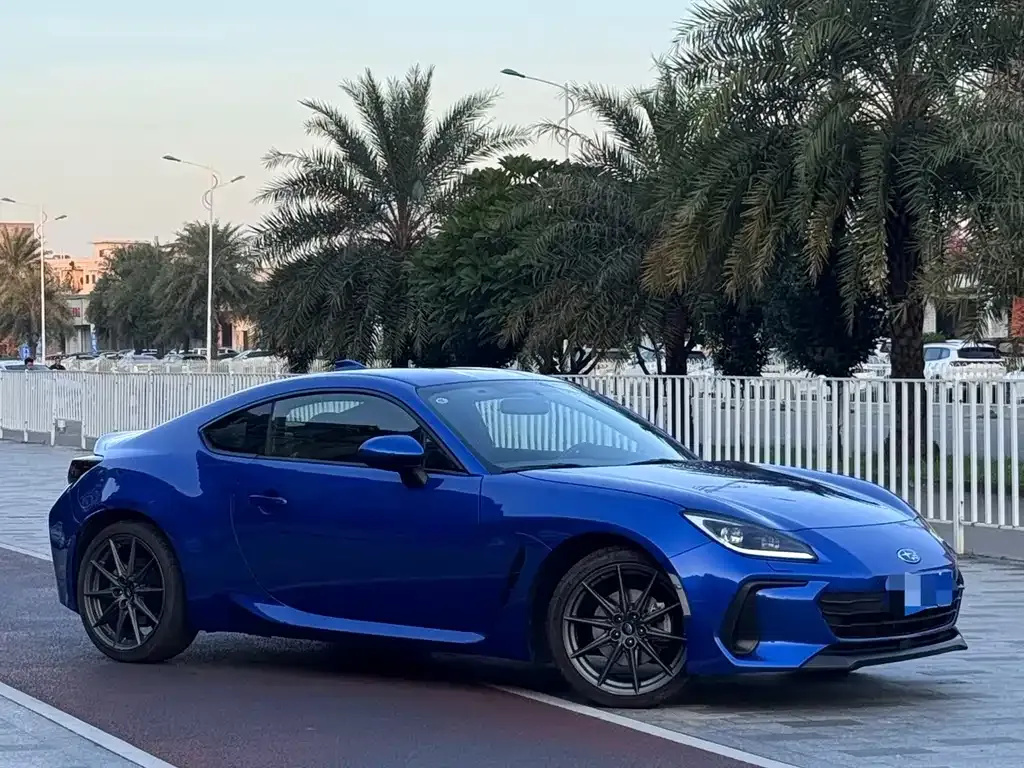 Subaru BRZ — фото 1