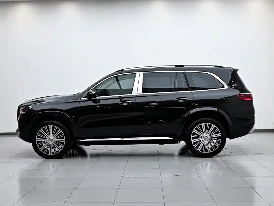 Mercedes-Benz GLS — фото 9
