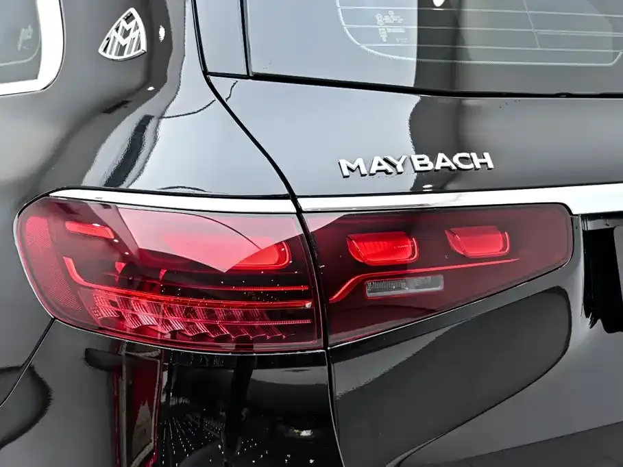Mercedes-Benz GLS — фото 10