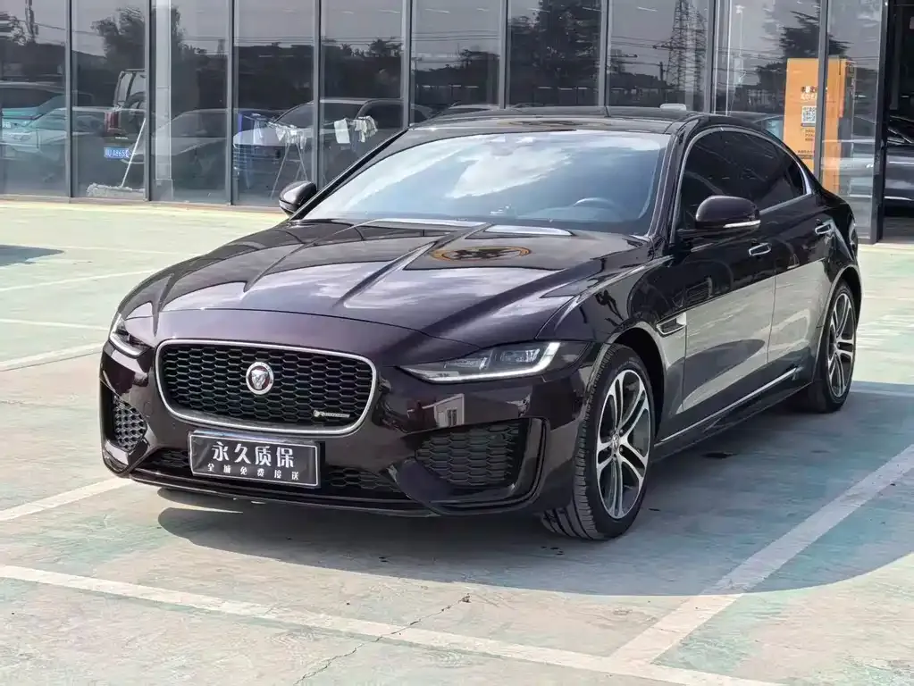 Jaguar XEL — фото 1