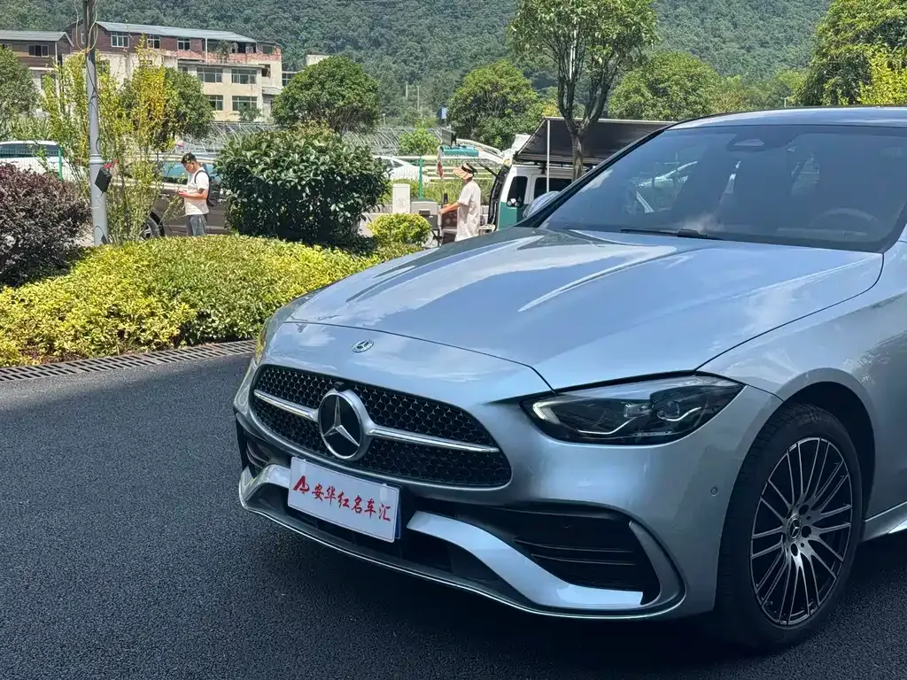 Mercedes-Benz C-Class — фото 10