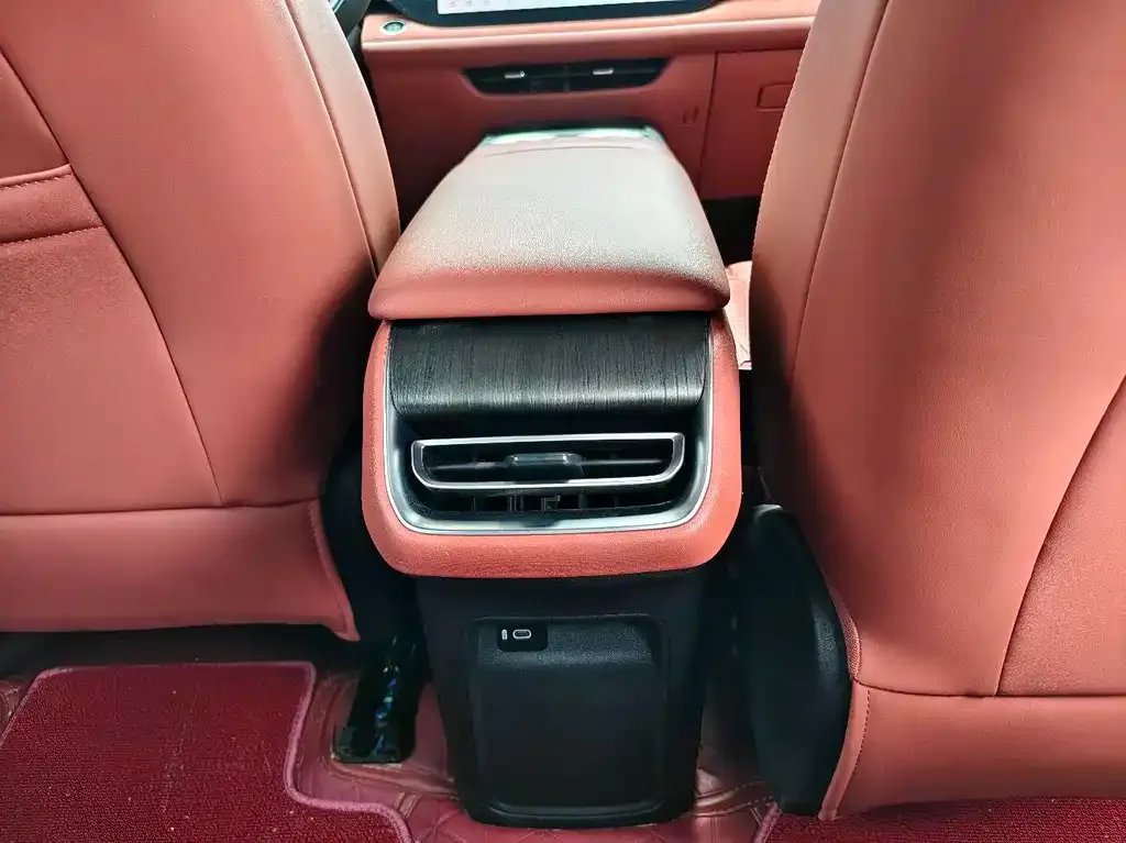 Changan CS75PLUS — фото 4