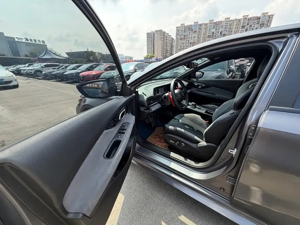 GAC Motor Shadow Leopard — фото 9