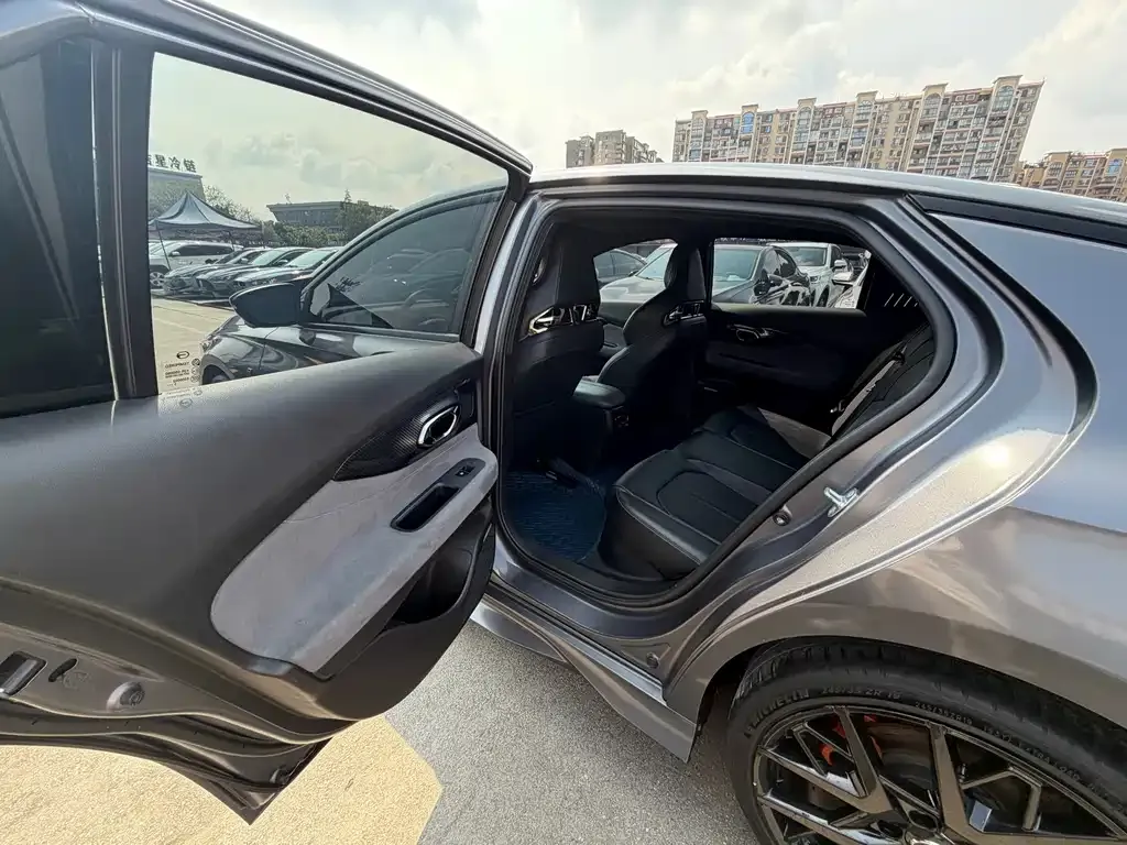 GAC Motor Shadow Leopard — фото 6