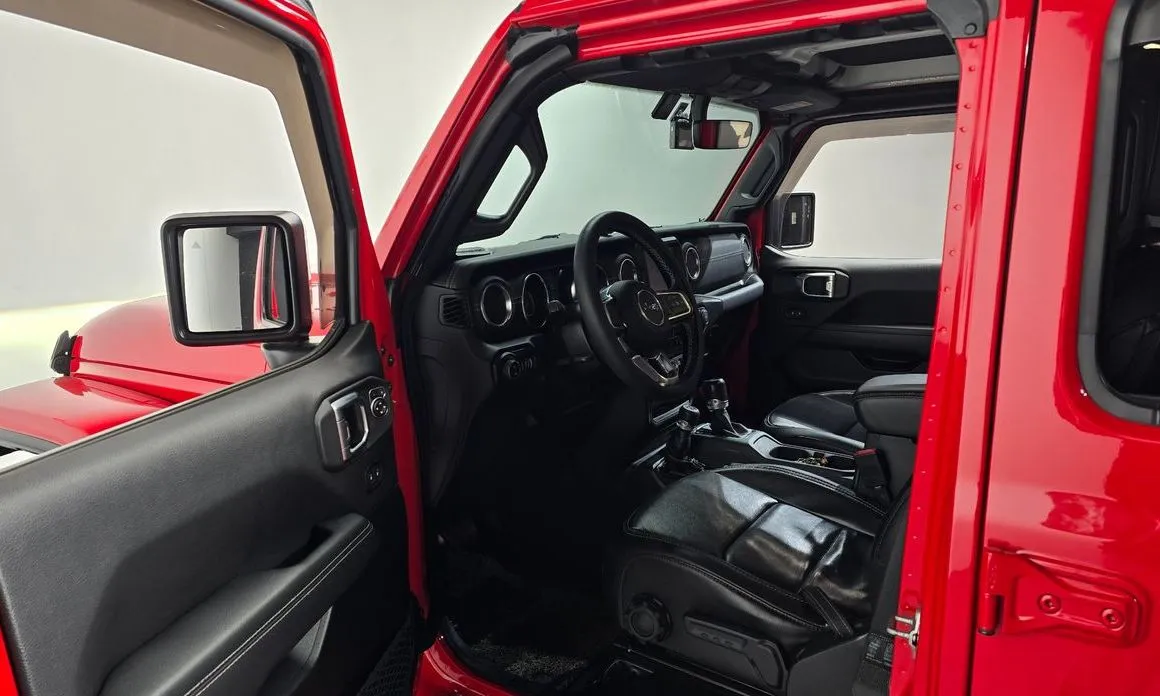 Jeep Wrangler — фото 6