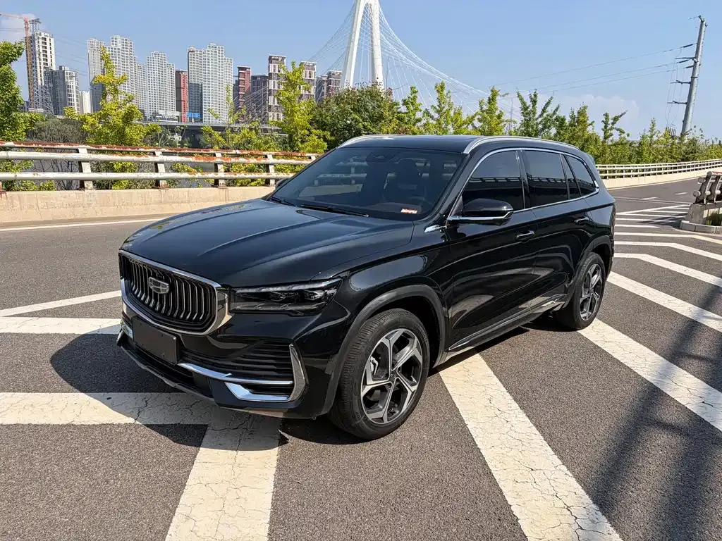 Geely Xingyue L — фото 1