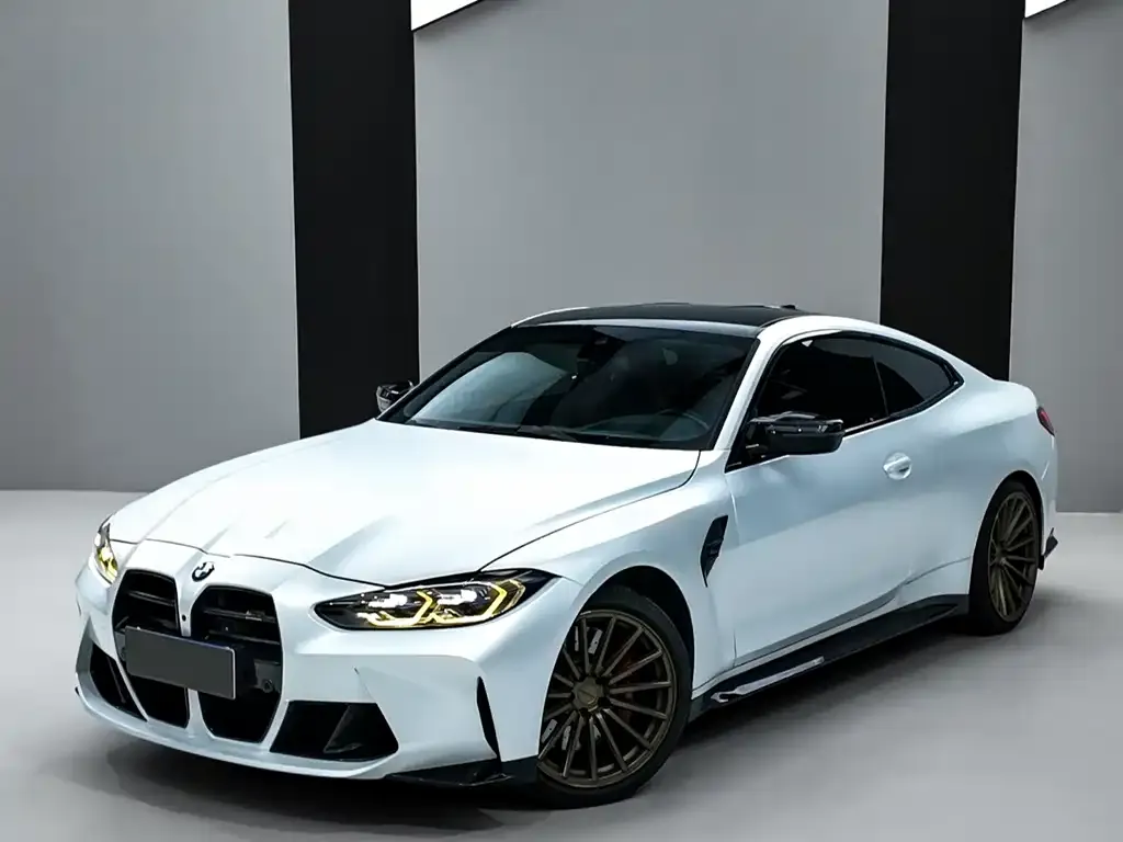 BMW M4 — фото 1
