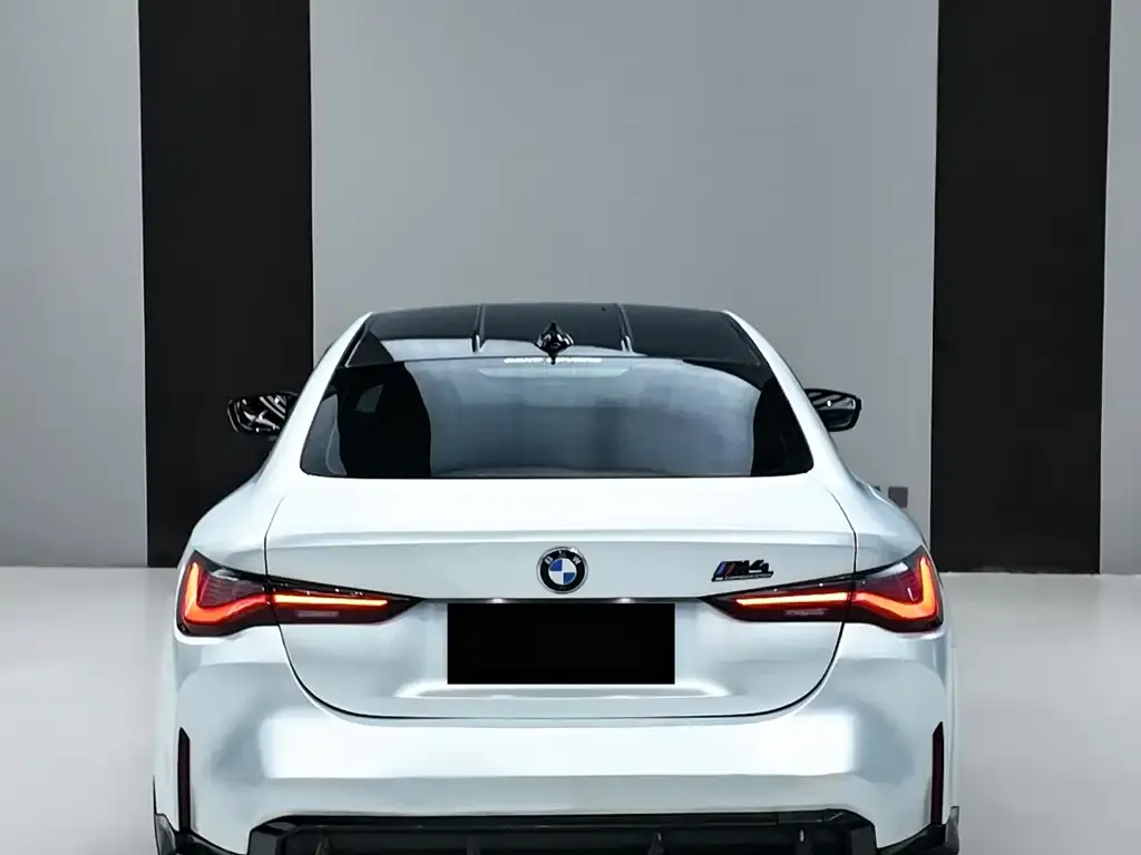 BMW M4 — фото 9