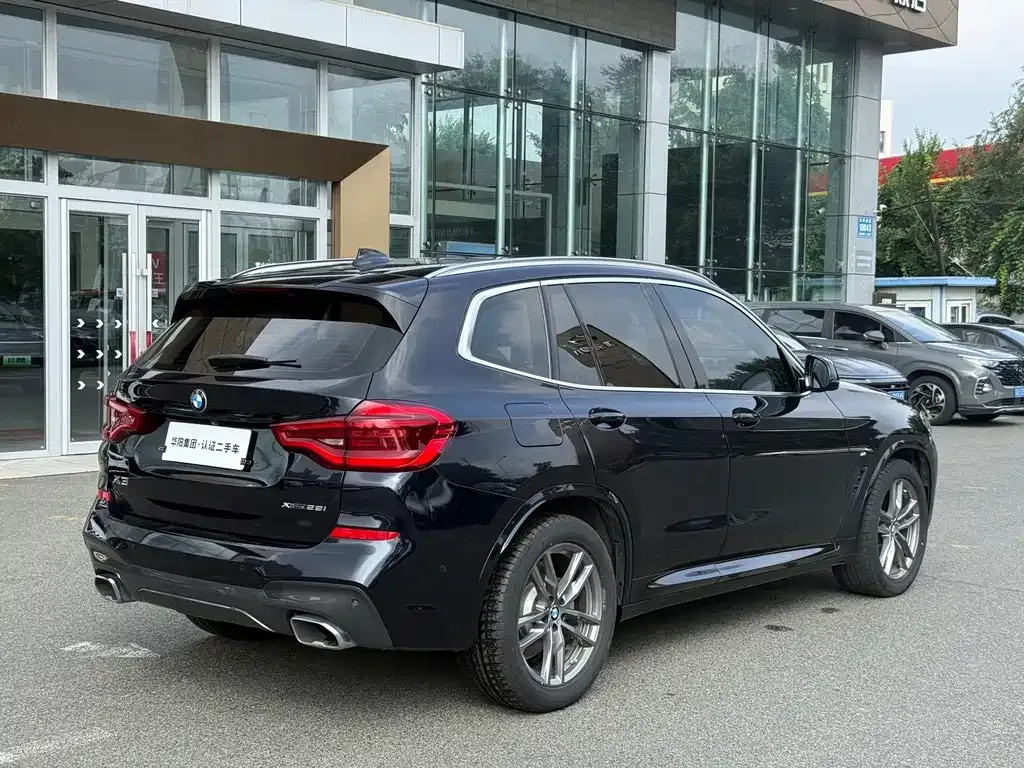 BMW X3 — фото 9