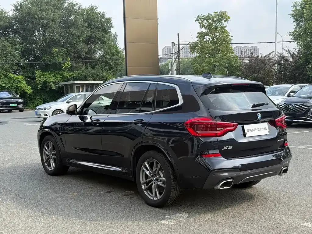 BMW X3 — фото 10