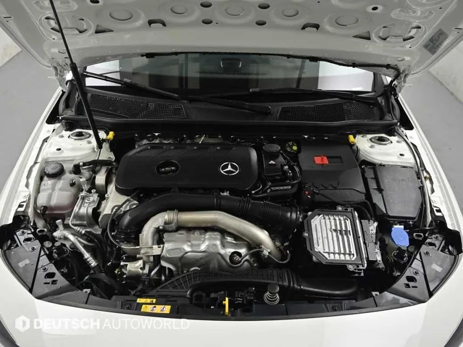 Mercedes-Benz A-Class — фото 10