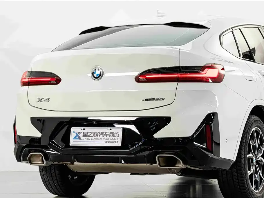 BMW X4 — фото 7